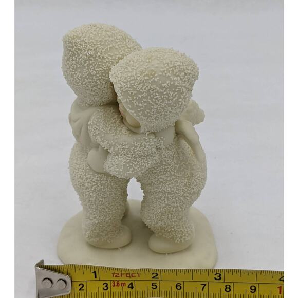 Snowbabies Dept 56 Retired I Need A Hug Figurine Winter Christmas Department 56 - Picture 3 of 12